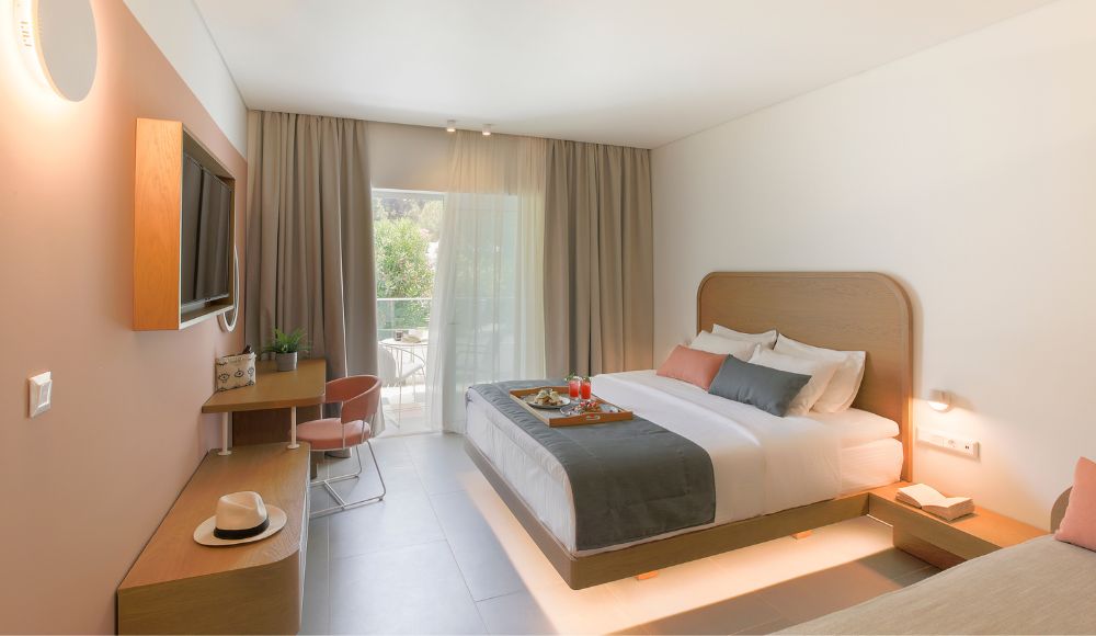 Spacious Executive Suite with king-size bed